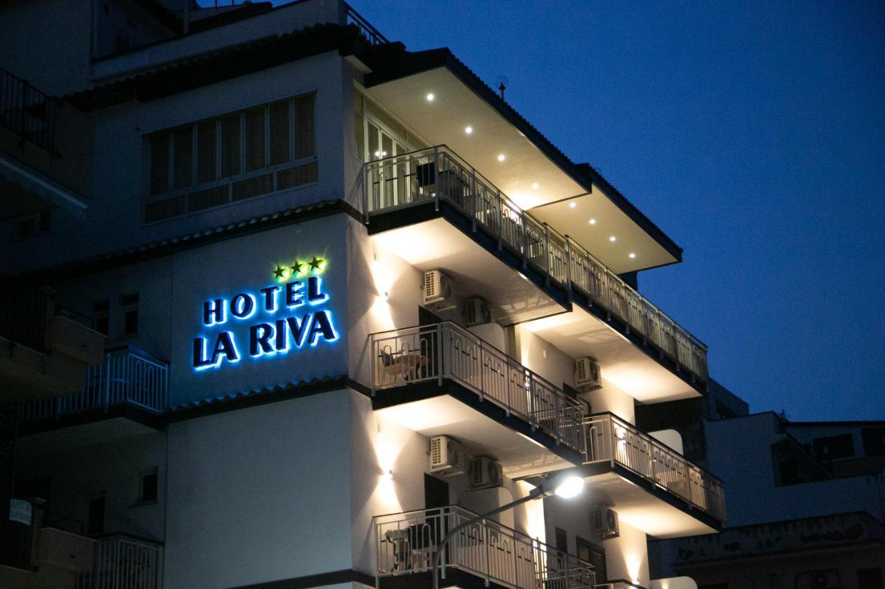 Hotel La Riva Giardini-Naxos Exterior foto